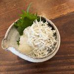 來輪 - じゃこおろし　大根にもこだわりを感じます♪