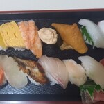 Sushi Sumidagawa - 寿司ランチ16貫
