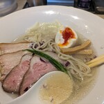 宍道湖しじみ中華蕎麦 琥珀 東京本店 - 