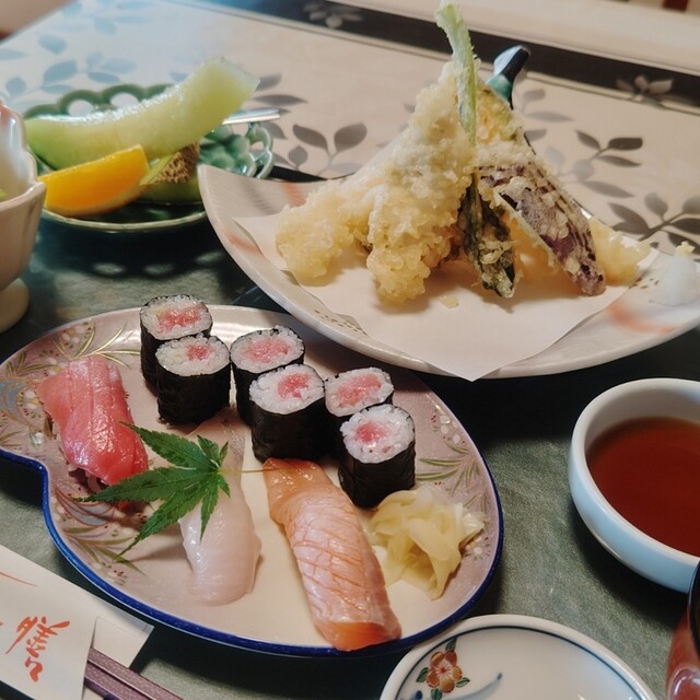 花の膳 六丁の目店 - 荒井（日本料理）の写真