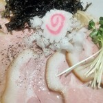 麺家 たけ田 - 燻しチャーシュー塩らぁめん（限定）アップ