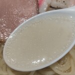 麺家 たけ田 - スープの感じ