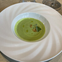 TEIEN Restaurant comodo - グリーンピースのスープ