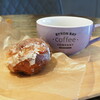 BYRON BAY COFFEE - 麹町Donut apple crunch（320円） エスプレッソ（400円）