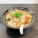 麺処まるは RISE - 貝出汁（醬油）＠880円（税込）