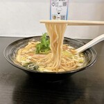 麺処まるは RISE - 貝出汁（醬油）＠880円（税込）