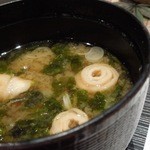 越後の蔵 和心づくし あさひ山 - （2013/7月）「かぐら南蛮味噌の焼きおにぎり（2個）」のお味噌汁