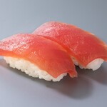 Tuna (2 pieces)