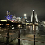 QUAYS pacific grill - 