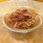 ALBALONGA - スペシャリテの「紅ズワイガニとフルーツトマトの冷製パスタ」美味しい！