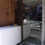 タイズ - ひっそりと目立たないお店です