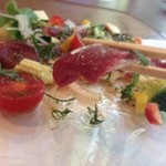 おぐら - 肉厚の馬刺し、どうぞ～