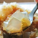 甘味処 ふじむら - 寒天がボコボコ入っています