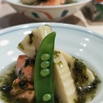 御料理 良所 - 筍と白山鱒の餡かけ