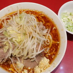 ラーメン二郎 - ラーメン半分＋ニンニク少し＋ＳＫ白ネギ