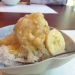 おぐら - デザートは珍しい、バナナのかき氷。。