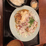 Kaminarimon Kisuke - 鶏もも肉のタルタルソース、みたいな新メニューでした