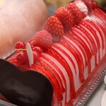 アステリスク - ケーキショーケース