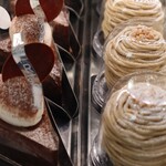 アステリスク - ケーキショーケース