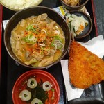 Yudetarou - もつ鍋セット定食