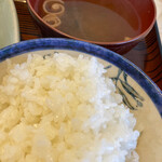 七福 - ご飯と味噌汁