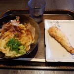 実演自家製麺 甚八 - 玉子のせゑびすたまりうどん、ささみ天