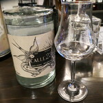 Bar ic - テキーラ「カジェ23」ブランコ。やや強めの度数ながら、高級テキーラならではのピュアな飲み応え