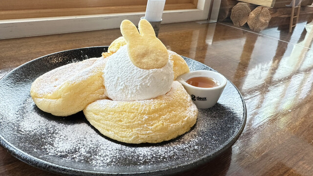 山形・カフェ ホロポノ（東金井）- 静かな雰囲気と手作りスイーツが魅力