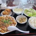 中華料理故郷 - お昼の定食580円