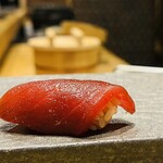 すし食堂 和和和 - 赤身漬け