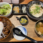 餃子と煮込み 魚屋鮨しん - 