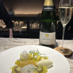 Chocolaterie&Bar ROND-POINT by Hirofumi Tanakamaru - 