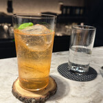 Chocolaterie&Bar ROND-POINT by Hirofumi Tanakamaru - 