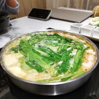 博多もつ鍋 やま中 博多店 - もつ鍋 味噌味