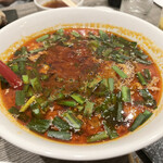 大衆天ぷらtoかすそば風土.はなれ - 辛かすそば　　935円