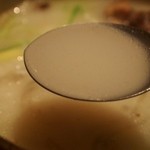 大同苑 - コムタンクッパ スープにはコラーゲンがたっぷり