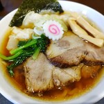 手打ち 蓮 - 醤油海老ワンタン麺 （1,130円）＋大盛り（200円）