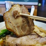 手打ち 蓮 - 醤油海老ワンタン麺 （1,130円）＋大盛り（200円）