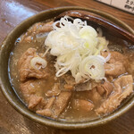 とりとん - モツ煮も絶品！