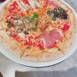 OTTIMO VITA - 4種のピザ　生地がとてもおいしかったです