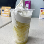 ミニストップ - 料理写真:果実氷完熟パイン