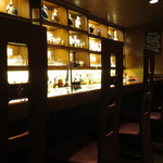 バー クラスター - 店内