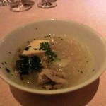 ワキヤ 一笑美茶樓 - 函館産布袋魚のスープ