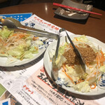 茨城地のもの わらやき料理 たたきの一九 - お通しのサラダ