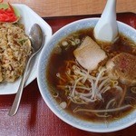 東香楼 - 半ちゃんめん(醤油)