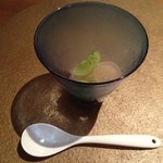 六雁 - ★9　酸味と香り　和梨のソルべ　マスカットを添えて