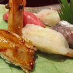 亀喜寿司 - 左側のアップです