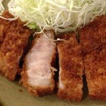 丸和 - ロースかつ断面