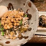 タイニーカフェ - 納豆ご飯煮卵付き