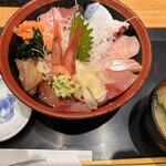 Sakanaya - 特盛海鮮丼ランチ　1350円(平日)